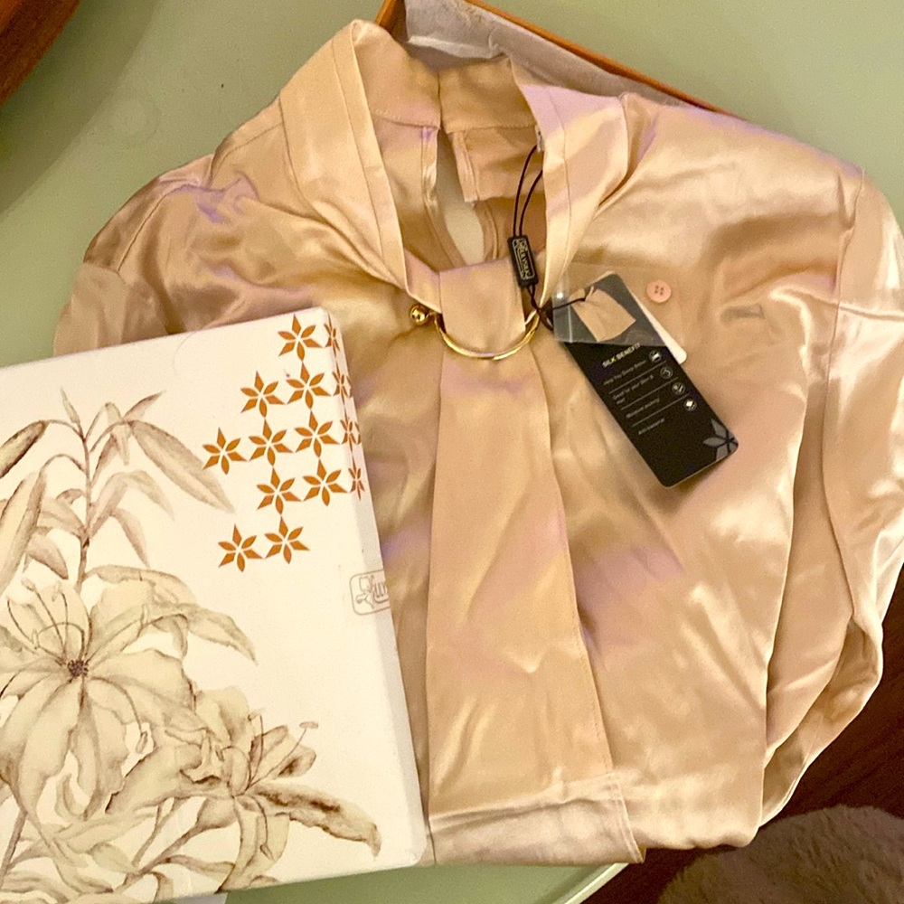 Lily silk stand- collar blouse. 100% silk.
